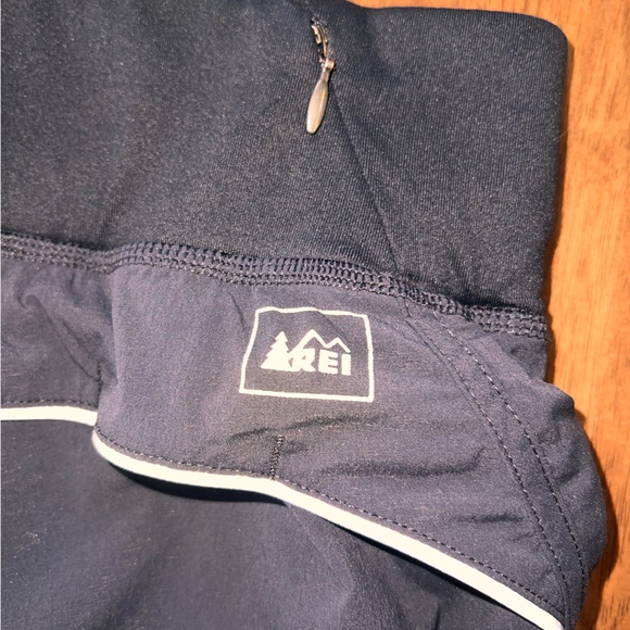 REI Elastic Waist High Rise Black Running Shorts w/Liner Women's Size Small - Picture 3 of 6